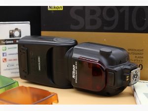 ขาย Flash Nikon Speedlight SB-910 อดีตประกันศูนย์ สภาพสวย ใช้งานปกติเต็มระบบ หน้าขาว อุปกรณ์พร้อมกล่อง  อุปกรณ์และรายละเอียดของสินค้า 1.Flash Nikon Speedli